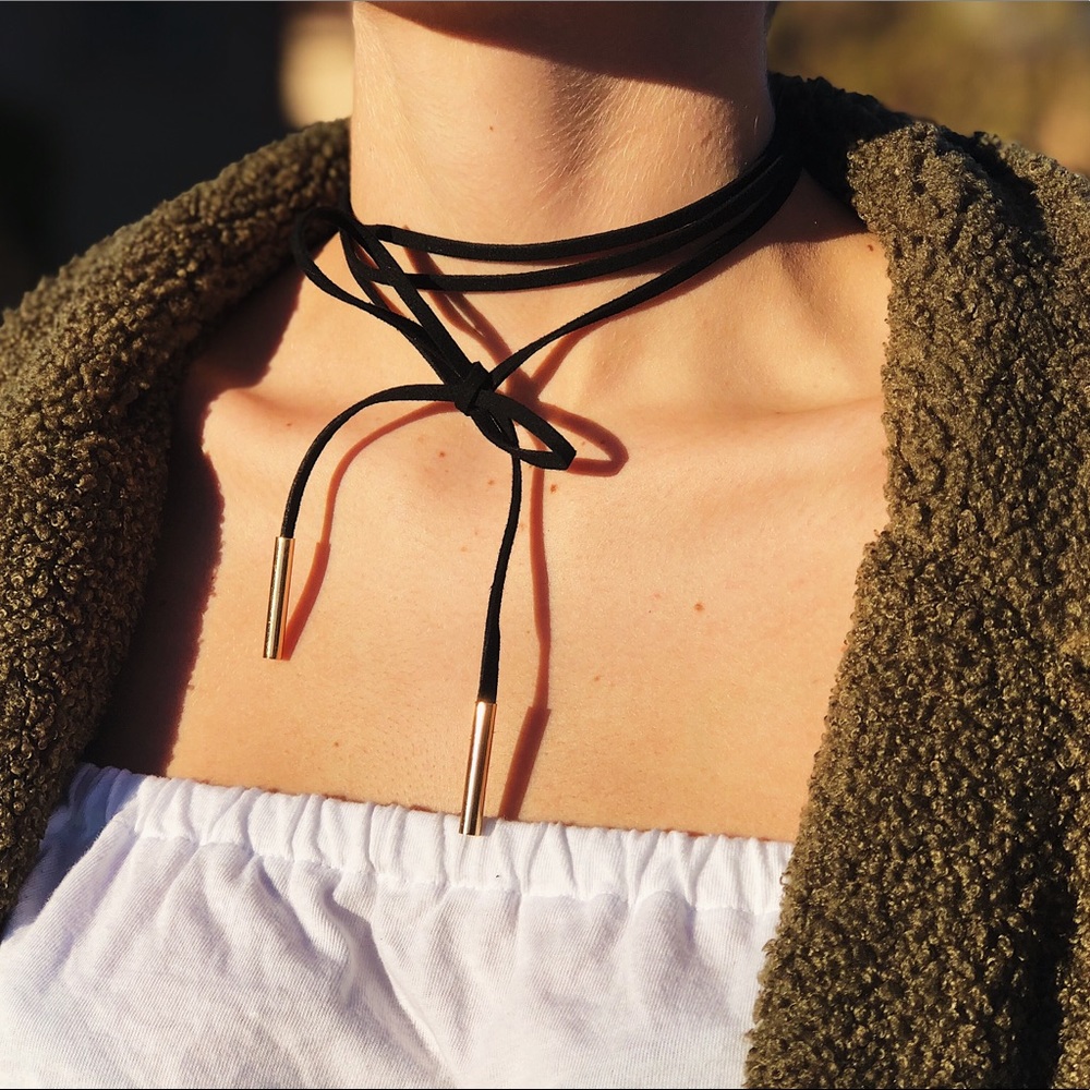 RESTOCKED✨ Multi Way Gold Tip Black Choker - Picture 3 of 5